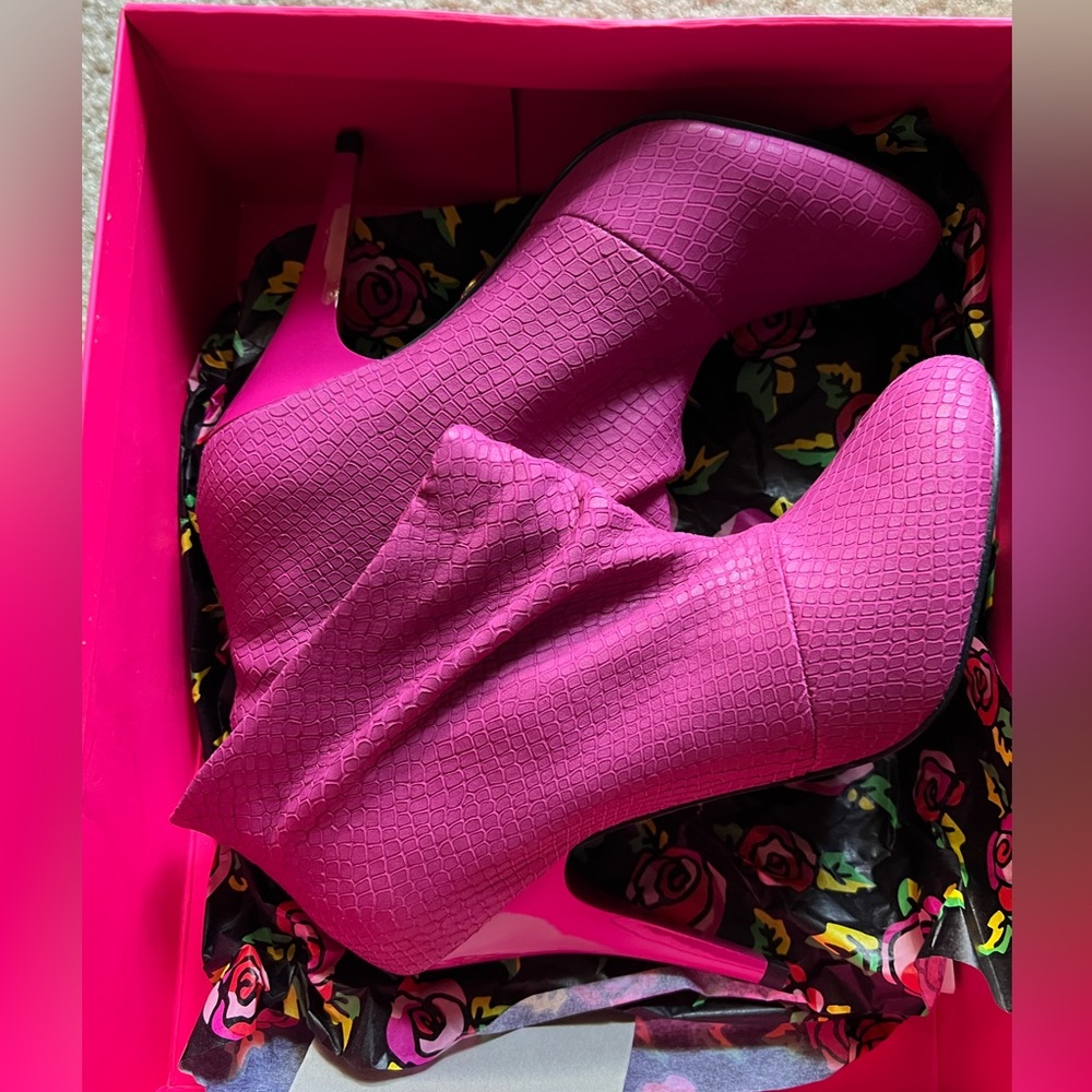 Betsey Johnson fuschia ankle booties. Brand new never worn.